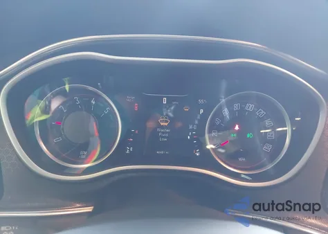 2016 Dodge Challenger R/T Scat Pack z USA, uszkodzony, nr VIN 2C3CDZFJ0GH231805